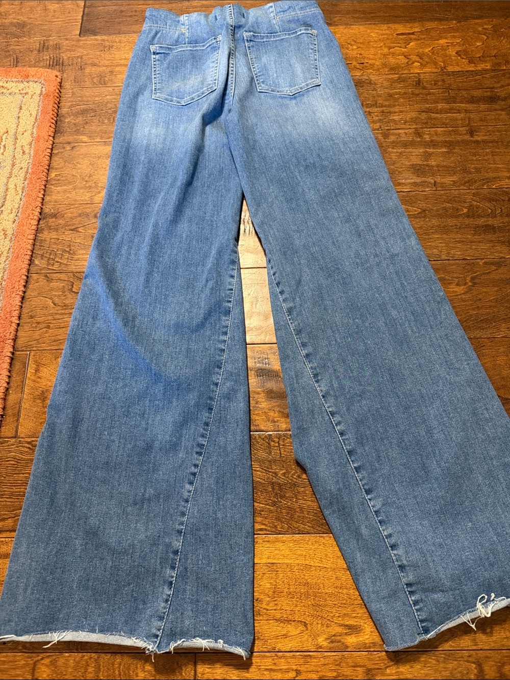 We the Free Drapey A-Line Pull-On Bell Bottom Jeans, size 28 - Picture 7 of 8